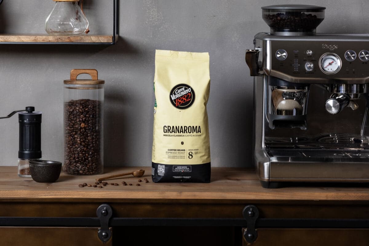 Кафе на зърна Caffe Vergnano 1882 Granaroma, 1 kg, Снимка 2