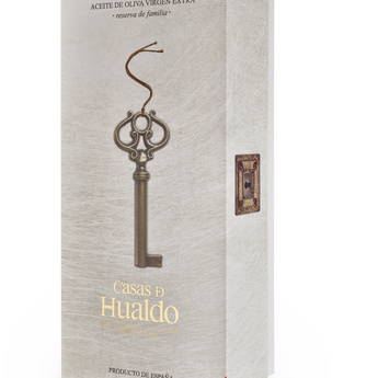 Подаръчен комплект, 1 бутилка, RESERVA DE FAMILIA, от CASAS DE HUALDO, 500мл от EVOO.bg